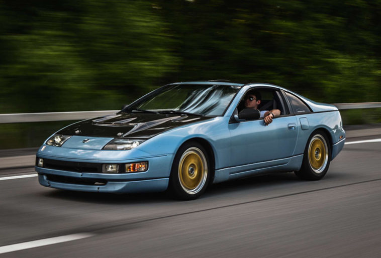 1990 Nissan 300zx in Blue